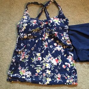 Motherhood size large maternity bathing suit.